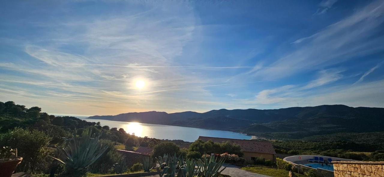Chalereux T2 Vue Mer Et Piscine Alba Rossa Serra-di-Ferro  Zewnętrze zdjęcie